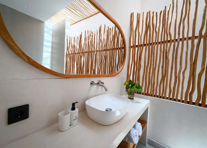 Miko Seminyak